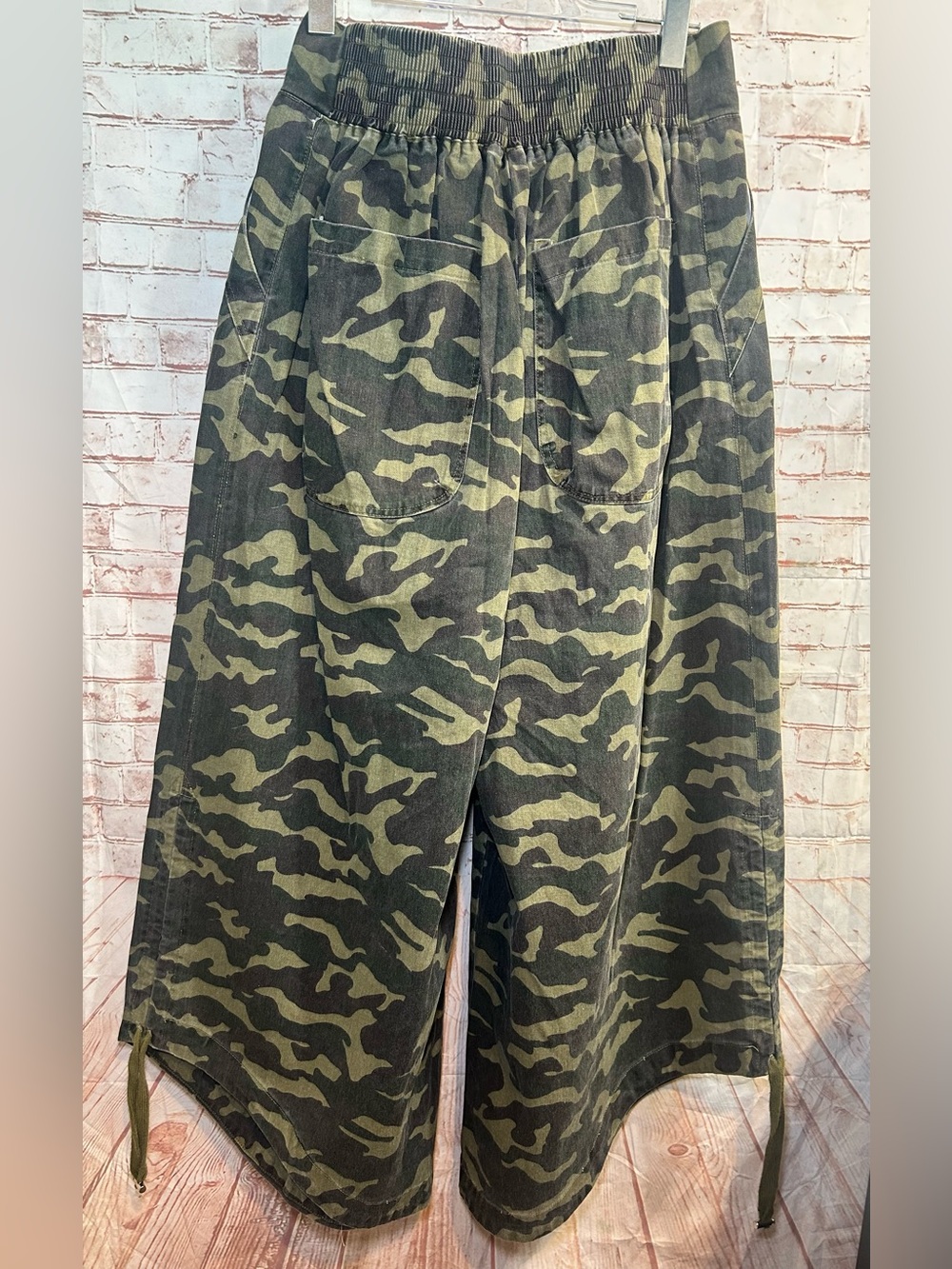 Blue Velvet Camo Wide Leg Boho Palazzo Drawstring Utility Cargo Pants Sz Large - Picture 3 of 7